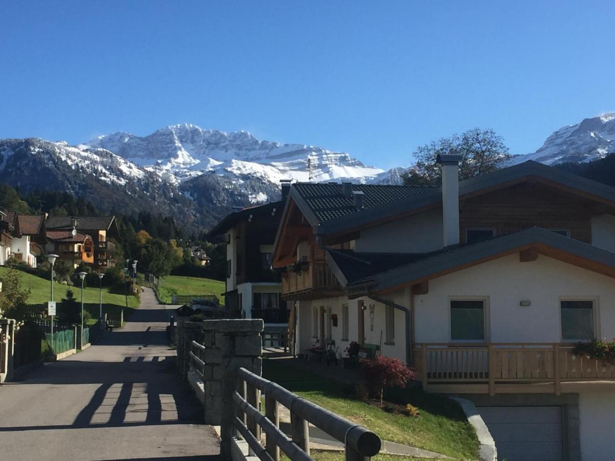 Dolomiti Di Brenta House Apartment มาดอนนาดีกัมปิโญ ภายนอก รูปภาพ