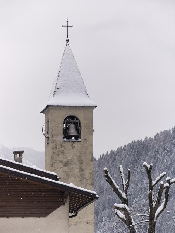 Dolomiti Di Brenta House Apartment มาดอนนาดีกัมปิโญ ภายนอก รูปภาพ