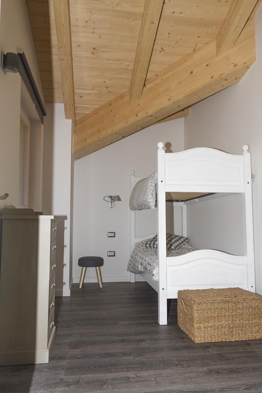 Dolomiti Di Brenta House Apartment มาดอนนาดีกัมปิโญ ห้อง รูปภาพ